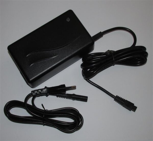 mascot - 2415 - 40 cells - Ni-CD / Ni-MH Ladegerät 69 Volt 0,9A