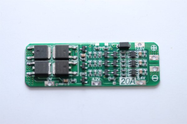 BMS - HW-375 - 60 x 20 x 5mm - 10,8 Volt 3S / 20A