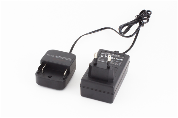 Ersatzladegerät - SM-PT1430 - Makita (14V) - für Serie BL1430 / BL1415 -  16,8 Volt 1,5A