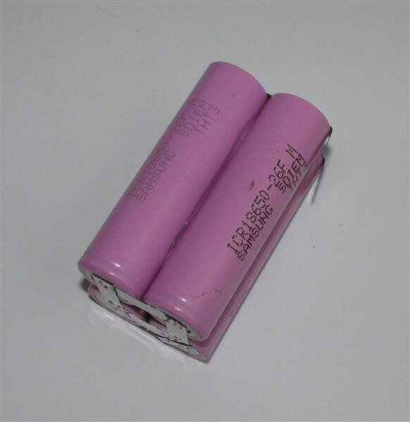 Akkupack für LEICA GEB221 / 733270 - 7,4 Volt Li-Ion zum Selbsteinbau
