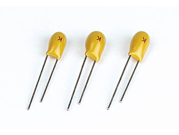 TANTALKONDENSATOR 10µF / 10V