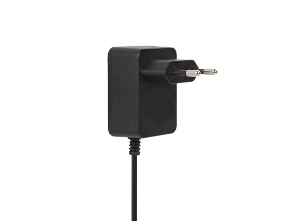 HQ Power - PSS6E1810 - Universelles Netzteil, für IT-Geräte, 18 VDC, 1 A, 18 W, 5.5 x 2.1 mm DC-Stecker, schwarz