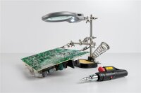 Löthilfe mit Lupe - dritte Hand