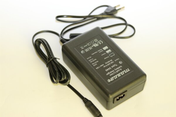 Ersatzladegerät für elinchrom Ranger Li-Ion Charger 19279 - 16,8 Volt 3,5A Li-Ion Akku