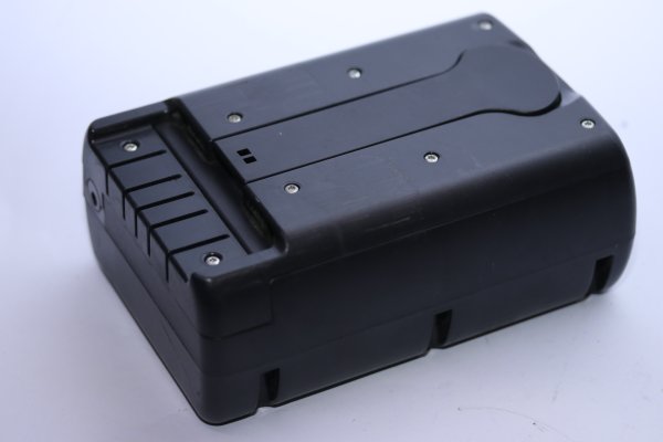 Akkureparatur durch Zellentausch - Stewart Golf Trolley SBA0001E1R - 36 Volt Li-Ion Akku