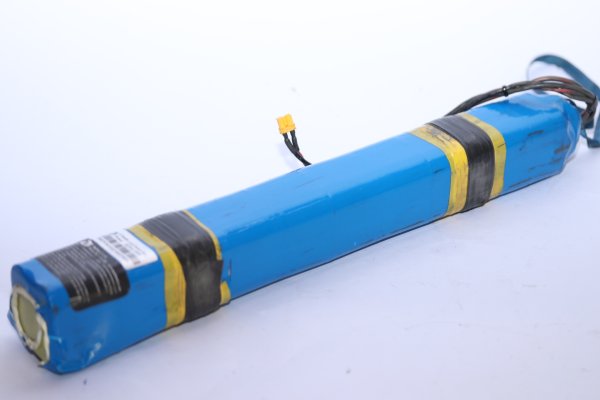Akkureparatur durch Zellentausch - Clouds Power LB-1 - 36 Volt 10000mAh Li-Ion Akku
