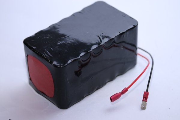Ersatzakku für NightSearcher Lithium-Ion Battery Pack- 14,4 Volt Li-Ion - Anschlussfertig