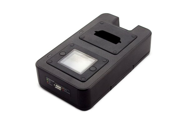 Ladegerät für Sepura STP8000 & STP9000 mit Akku-Analyse und LCD-Anzeige