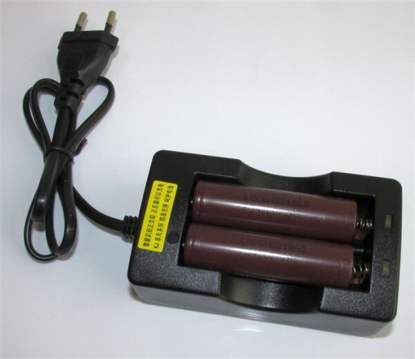 2x LG - INR18650HG2 - 3,6 Volt 3000mAh Li-Ion